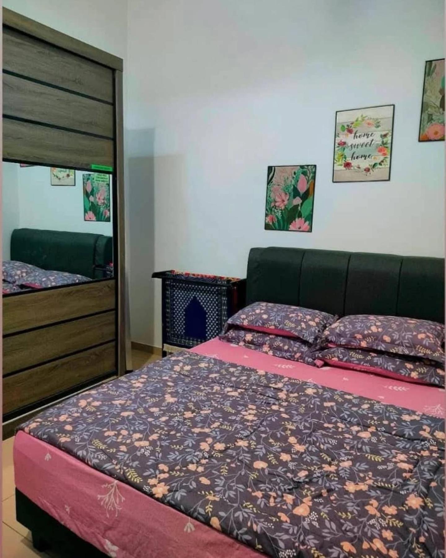 Aiman'S Rose Homestay Teluk Panglima Garang المظهر الخارجي الصورة